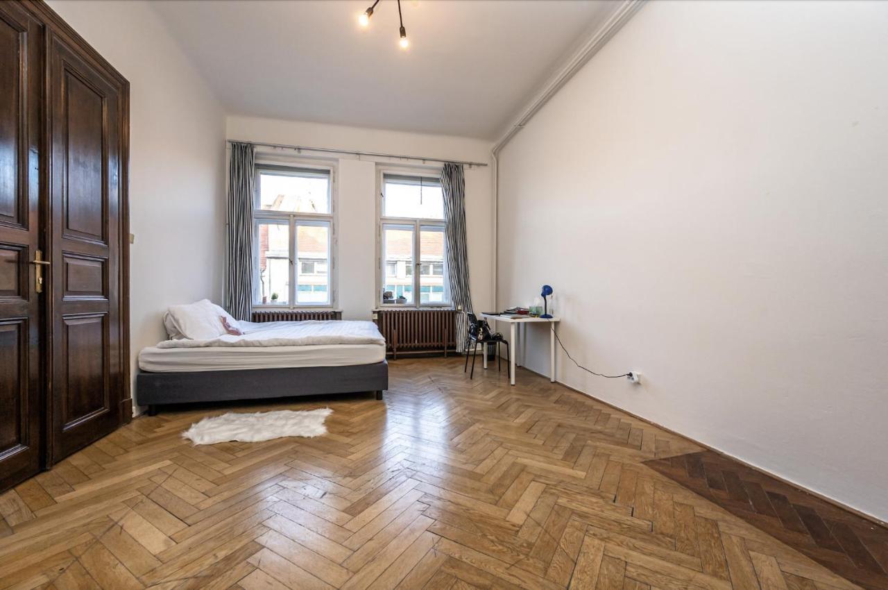 Legerova Apartament *