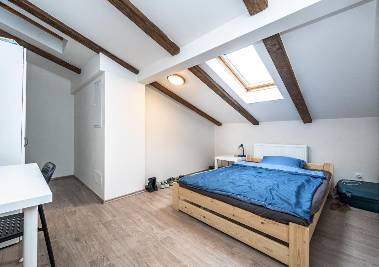 Apartament Legerova *